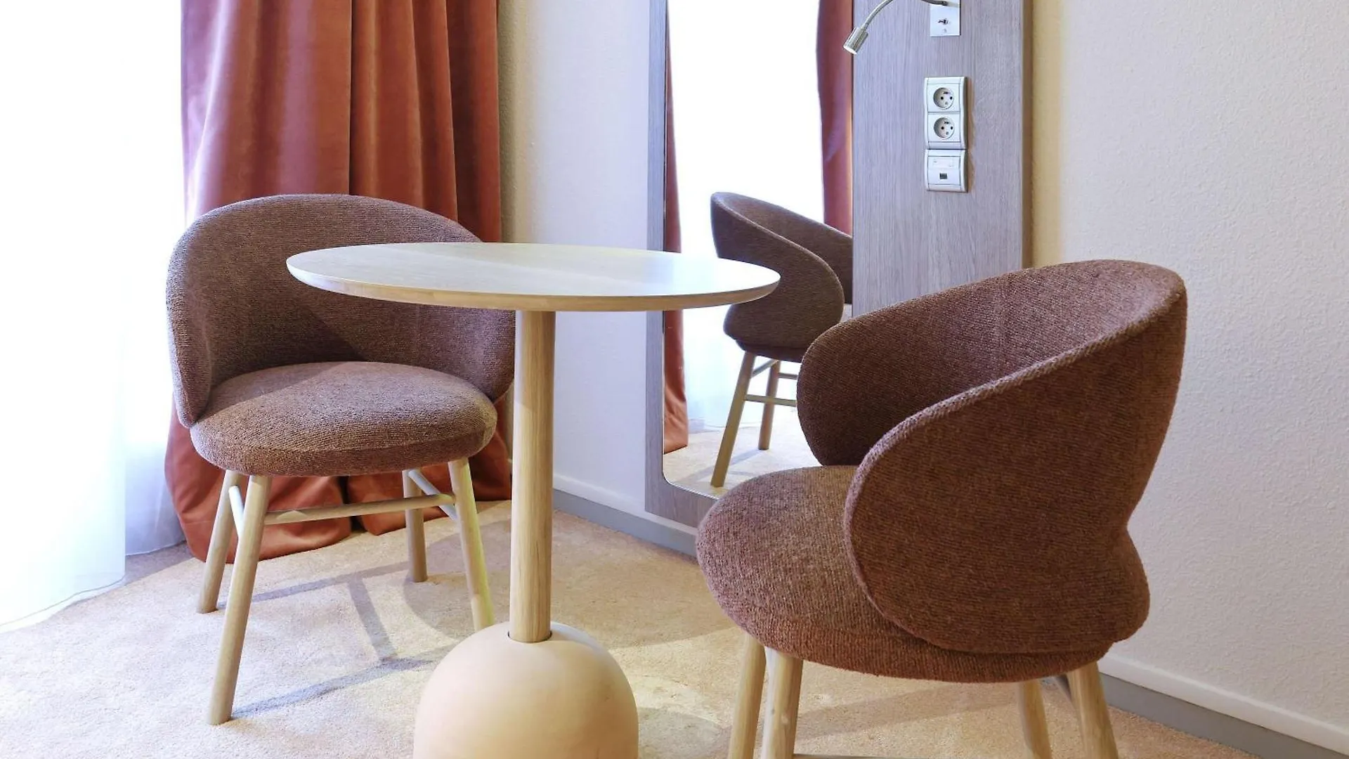 Hotel Mercure Grenoble Centre Porte Des Alpes