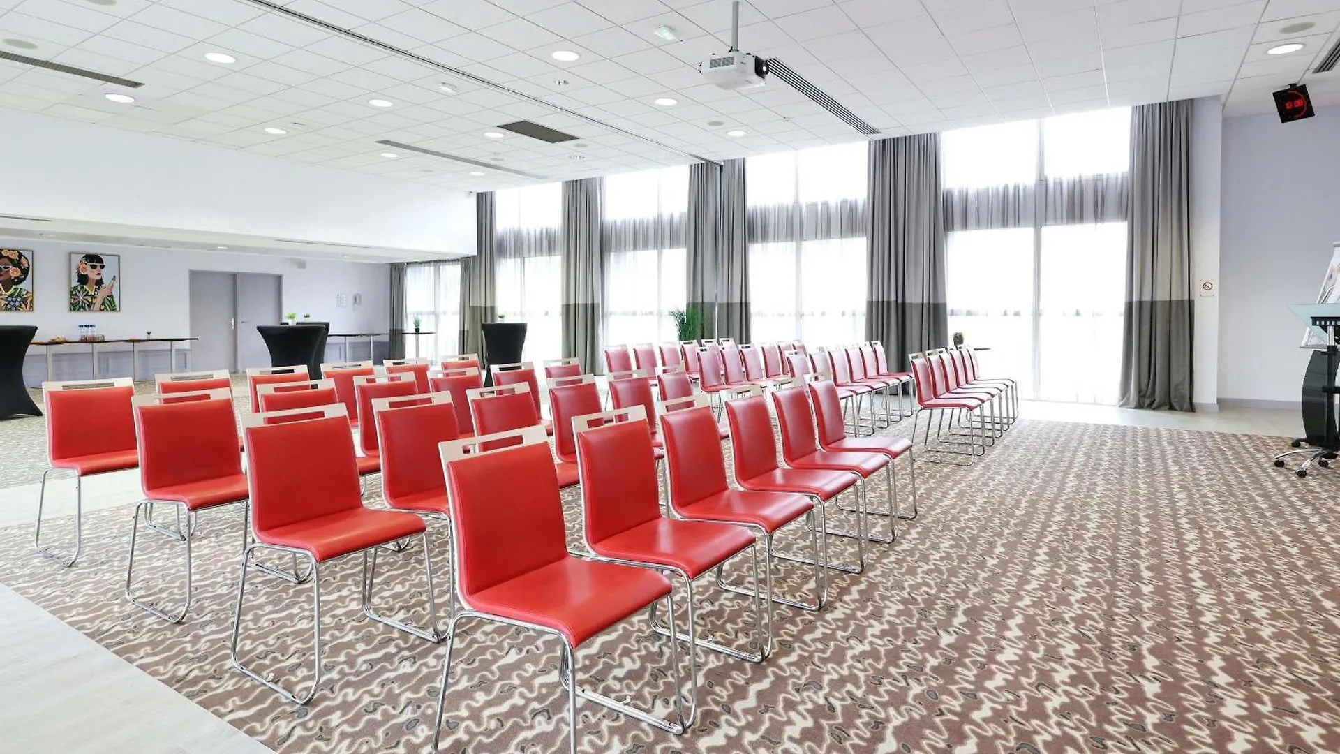 Mercure Grenoble Centre Porte Des Alpes Hotel