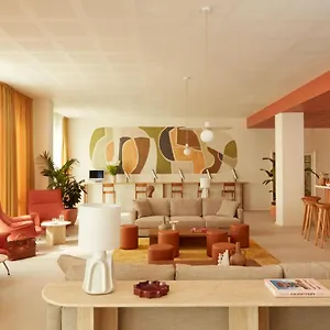 Okko Rosa Parks Hotel París
