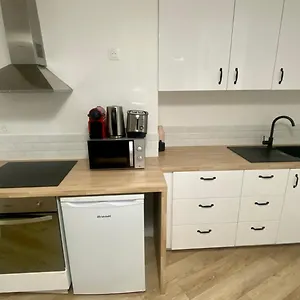Appartement Ah Service Charming Champs Elysées - 4p 