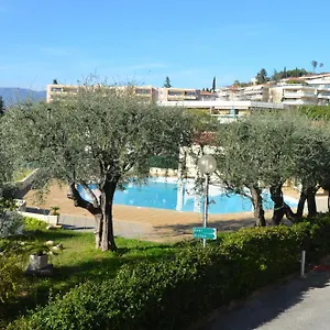 Appartement 5 Personnes Avec Piscine Sur La Corniche Fleurie à 