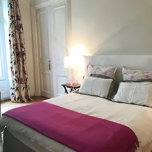 Parc Monceau Bed and breakfast París