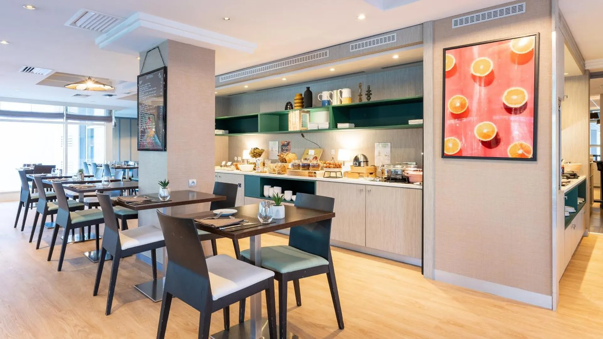 Mercure Grenoble Centre Porte Des Alpes 4*,  France